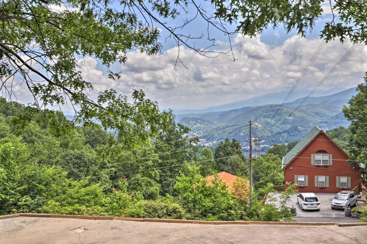 Gatlinburg Chalet Hot Tub, Sauna And Mountain View Kültér fotó